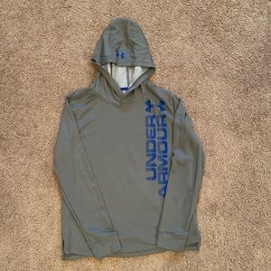 Under Armour Long Sleeve with Hoodie